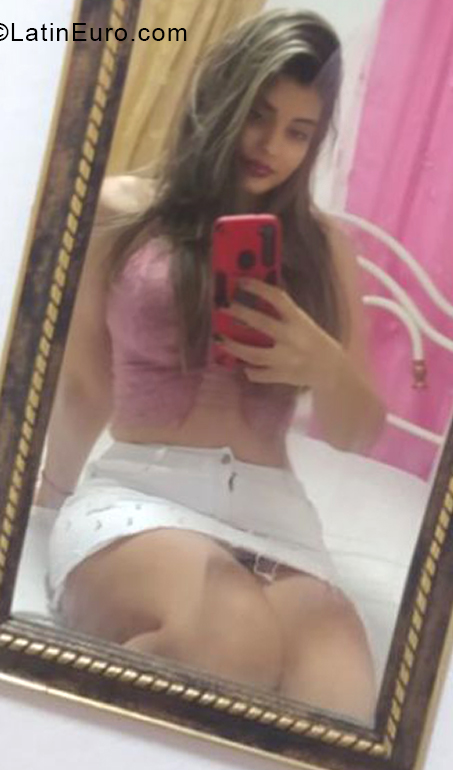 Date this exotic Cuba girl Daniela gonzale from Habana CU778
