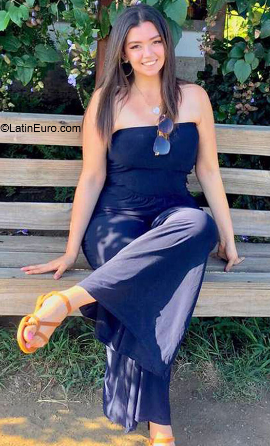 Date this delightful Nicaragua girl Elieth from Granada NI286