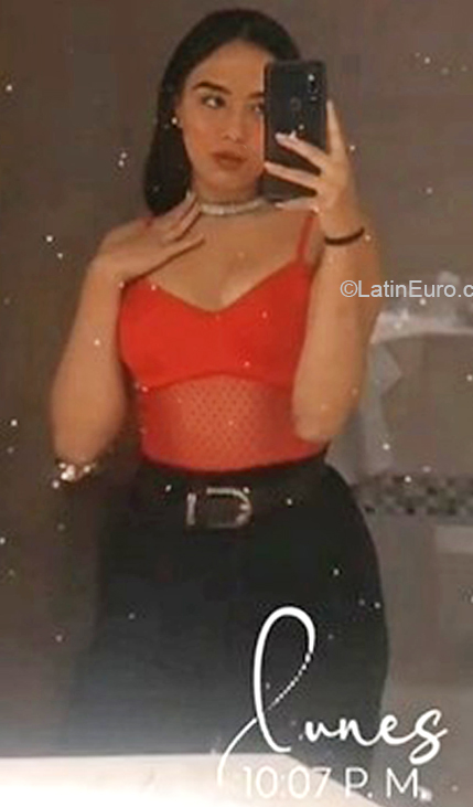 Date this exotic Colombia girl Sofia from Bogotá CO30276