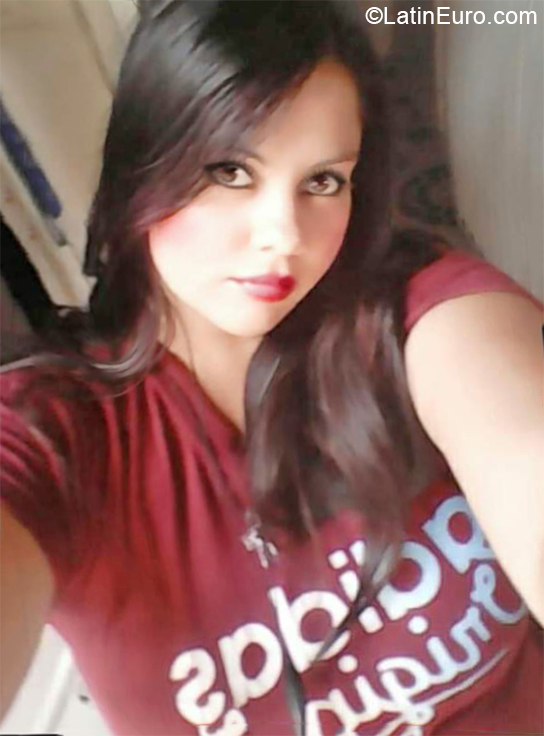 Date this georgeous Colombia girl Heidy from Cartagena CO30319