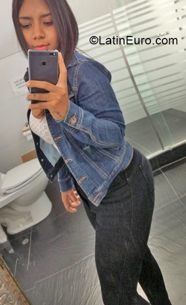 Date this happy Paraguay girl Maria from Caaguazu PY57