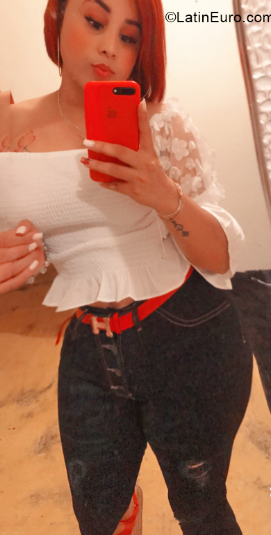 Date this tall Dominican Republic girl Scarlett from Santo Domingo DO39930