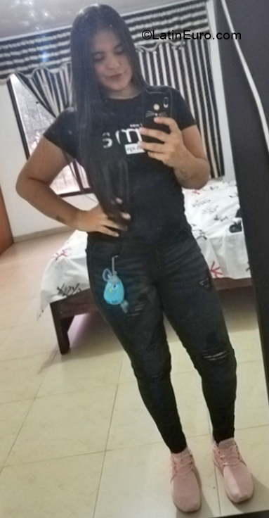 Date this beautiful Colombia girl Johanna from Cali CO30493