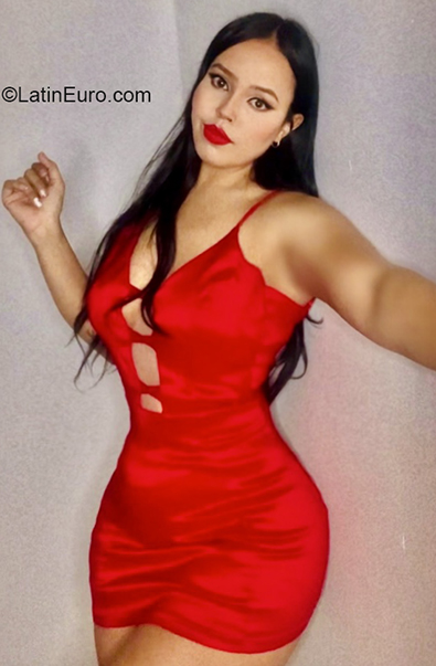 Date this lovely Colombia girl Stephanie from Cucuta CO30555