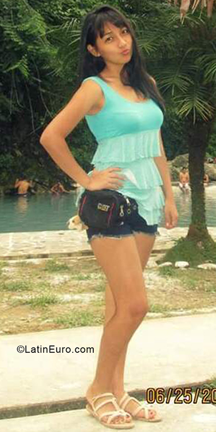 Date this sensual Peru girl Veronica from Huanuco PE1915
