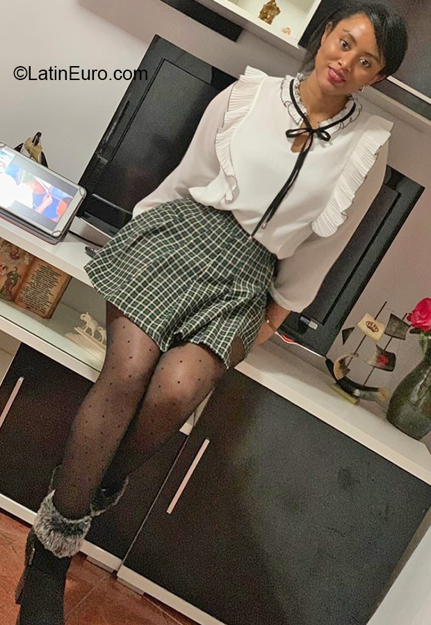 Date this delightful Spain girl Luca from Madrid ES652