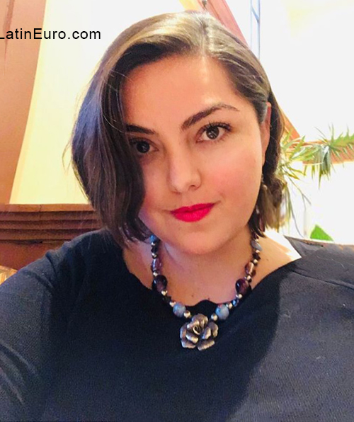 Date this happy Mexico girl Perla from Ciudad De México MX2488