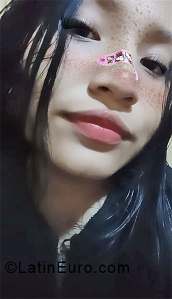 Date this gorgeous Peru girl Milagros from Arequipa PE1922