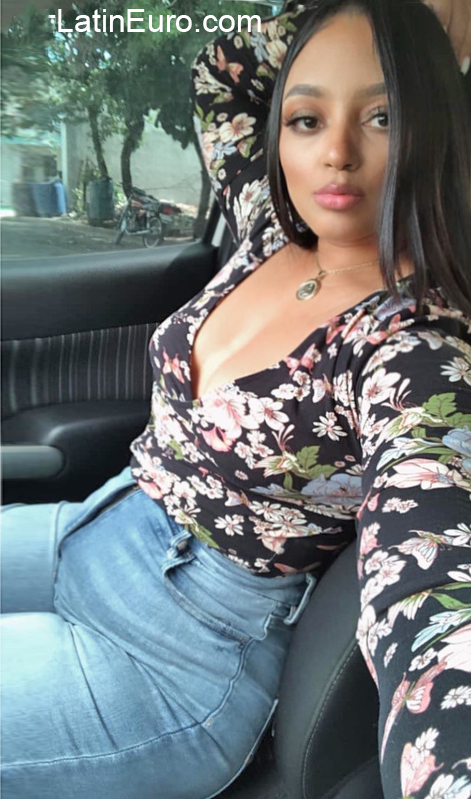 Date this beautiful Dominican Republic girl Luisa from La Vega DO40216