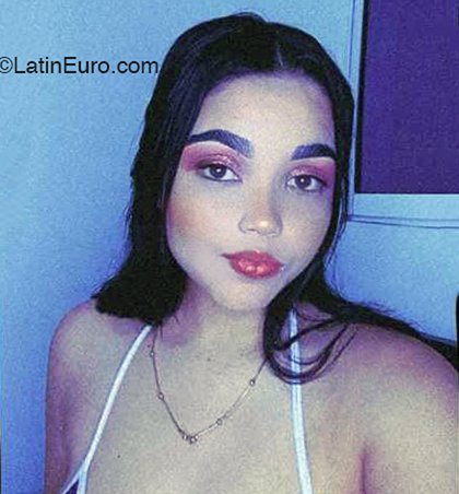 Date this lovely Colombia girl Angelica from Barranquilla CO30980