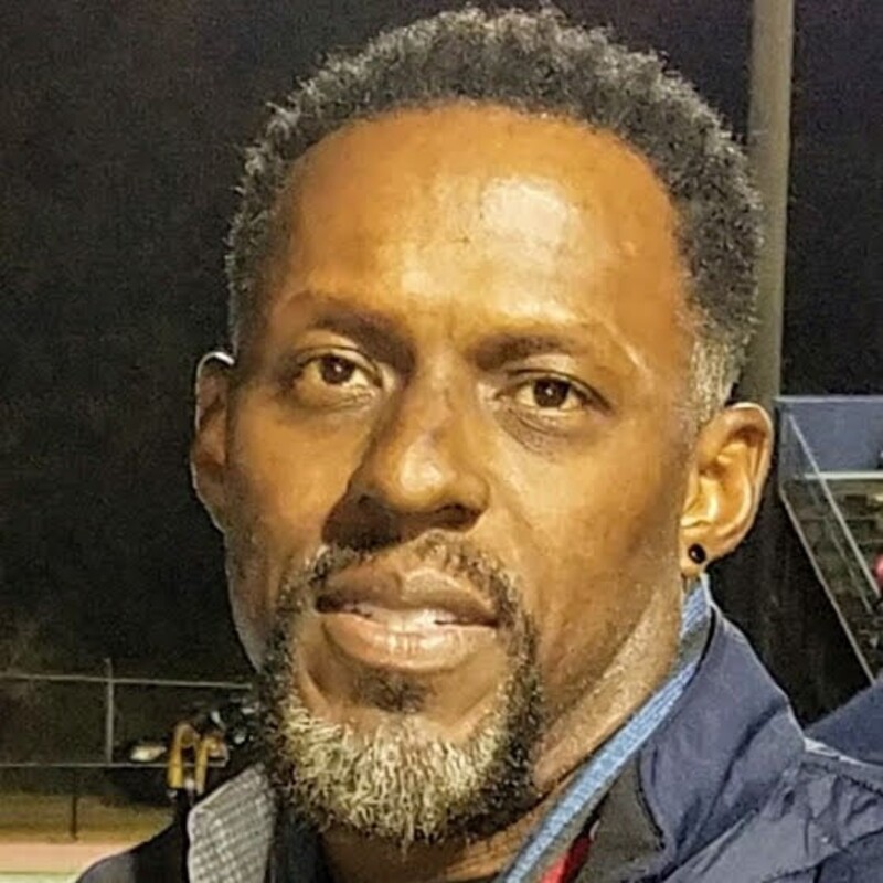 Date this attractive United States man Robert from Stone Mountain US21480
