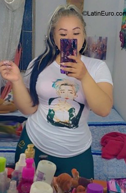 Date this hard body Colombia girl Juliana from Bogota CO31061