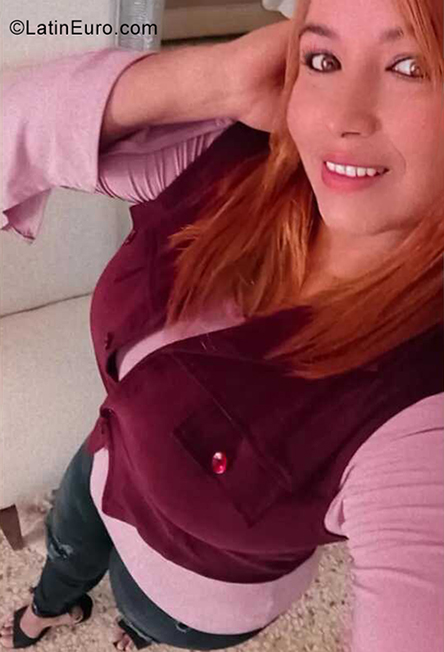 Date this cute Dominican Republic girl Dilenia from Santo Domingo DO40612