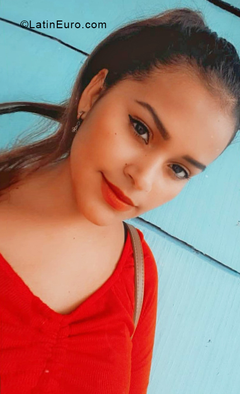 Date this tall Panama girl Ericka from Panama City PA1310