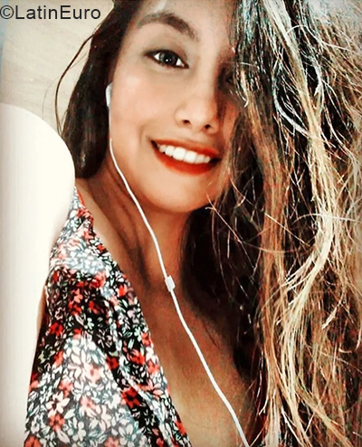 Date this hot Peru girl Linda from Lima PE1971