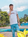 happy United States man Eliot from Ibague US21531