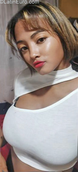 Date this charming Dominican Republic girl Lorena from Santo Domingo DO40455