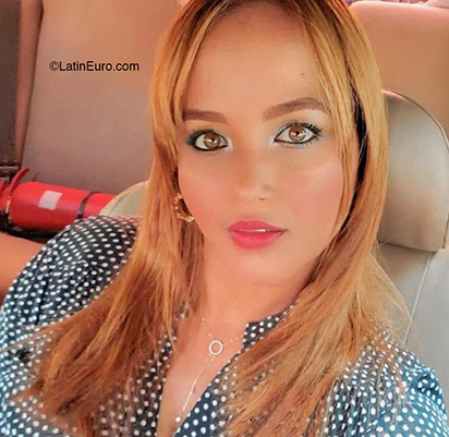 Date this delightful Dominican Republic girl Eliannis from Santo Domingo DO40495