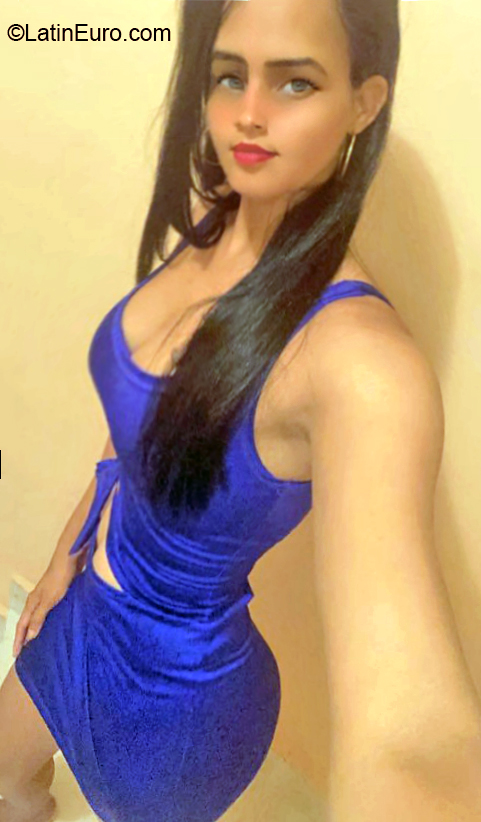 Date this fun Dominican Republic girl Gaby from Santo Domingo DO40544