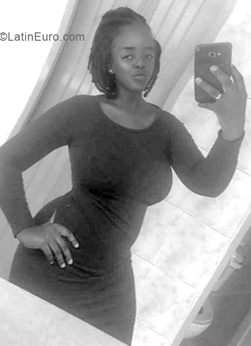 Date this lovely Colombia girl Luisa melissa from medellin CO31321