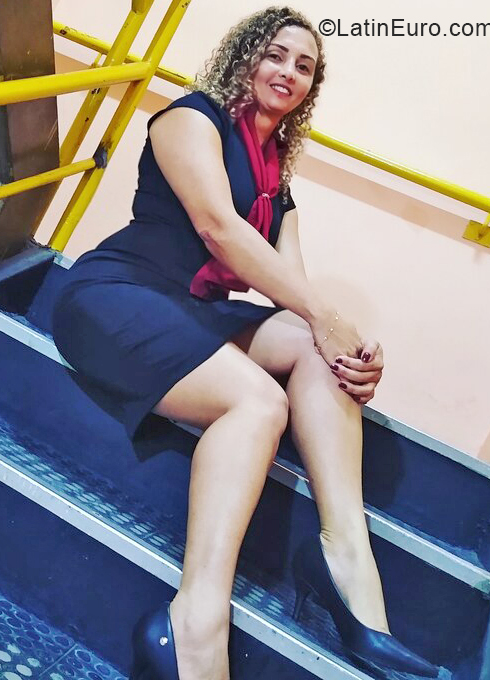 Date this beautiful Brazil girl Marcela from Manaus BR11848
