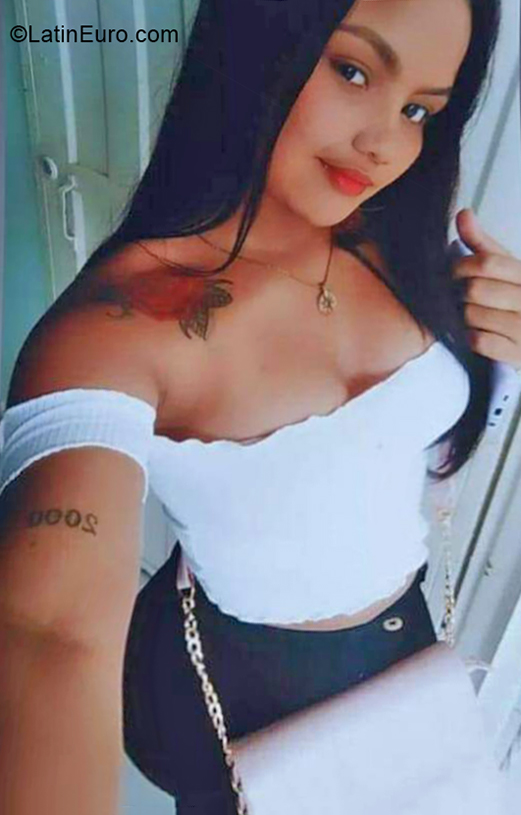 Date this athletic Colombia girl Milagros from Barranquilla CO31378