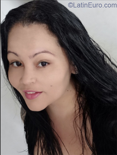 Date this cute Brazil girl Irani from Sao Paulo BR11681
