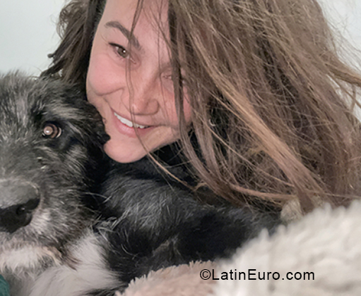 Date this sultry Romania girl Adina from Focsani RO85