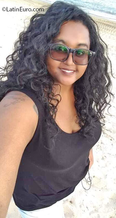 Date this passionate Brazil girl Juny from Caraguatatuba BR11801