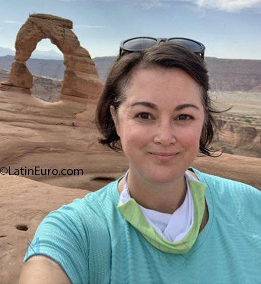 Date this passionate United States girl Nicole from Las Vegas US21708