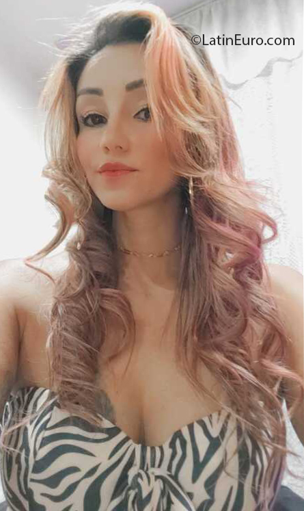 Date this pretty Colombia girl Monica from Bogota CO31629