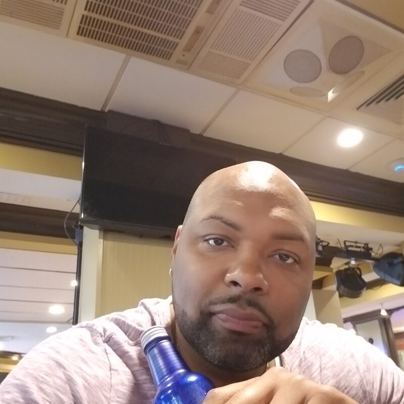 Date this foxy United States man Kwasi301 from Orlando US21711