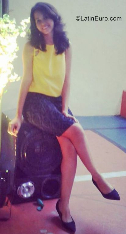 Date this good-looking Brazil girl Priscila from Fortaleza BR11845