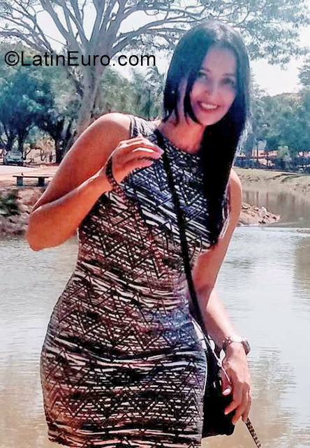 Date this passionate Brazil girl Ail from Sao Paulo BR11850