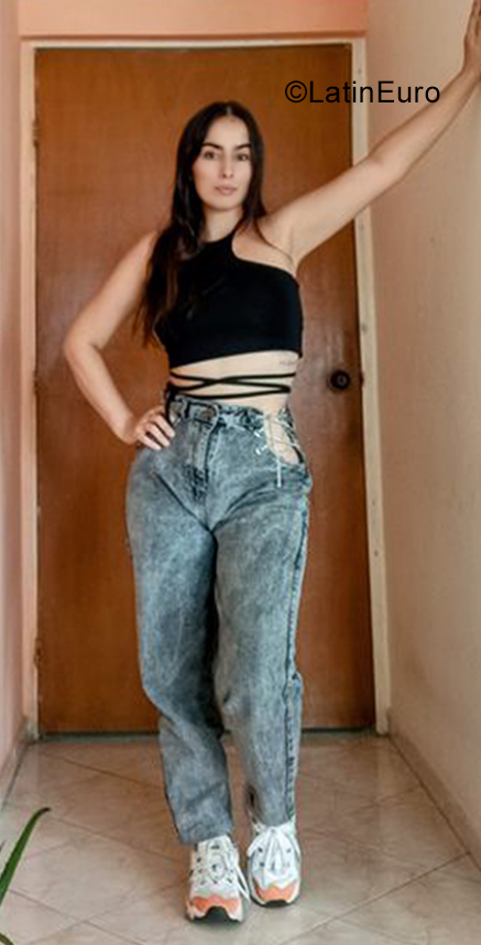Date this foxy Colombia girl Lizeth from Barranquilla CO31669