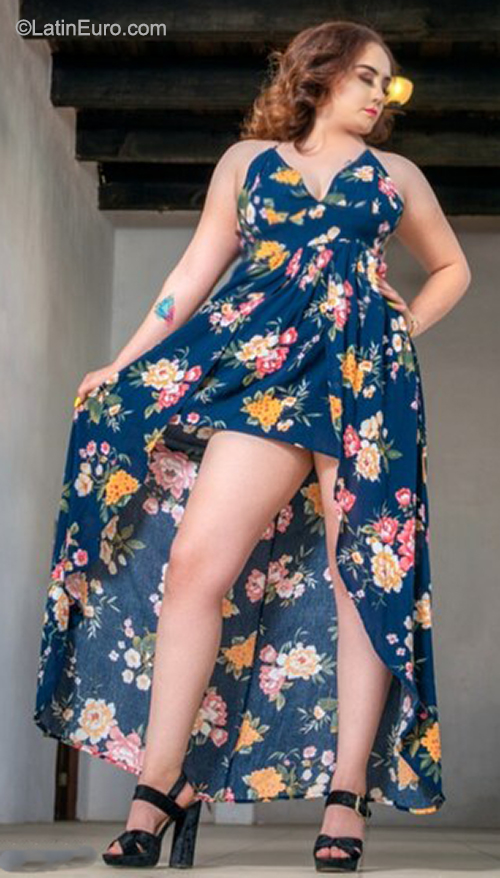Date this voluptuous Mexico girl Alondra Gonzlez from Durango MX2612