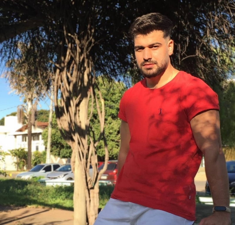 Date this hot Brazil man LUCAS from Montes Claros BR11984