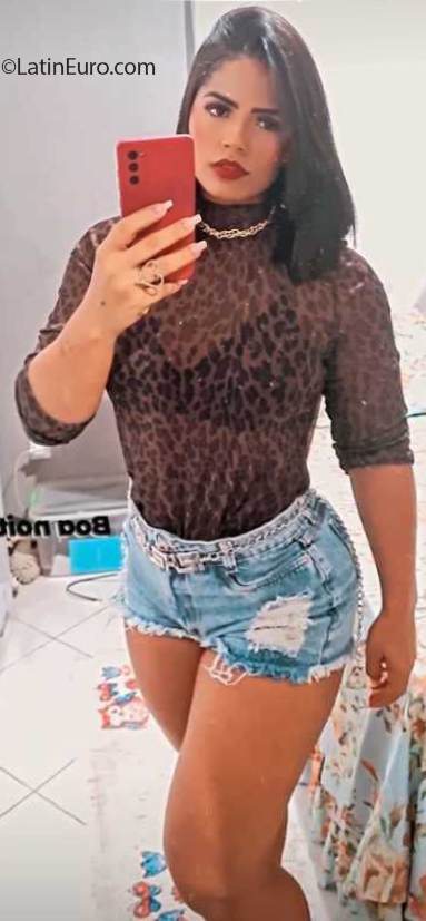 Date this exotic Brazil girl Patricia from Salvador BR11980