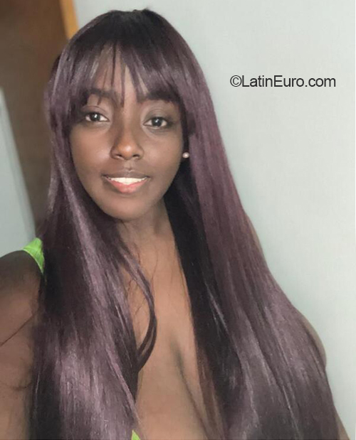 Date this fun Colombia girl Luisa from Medellin CO31921