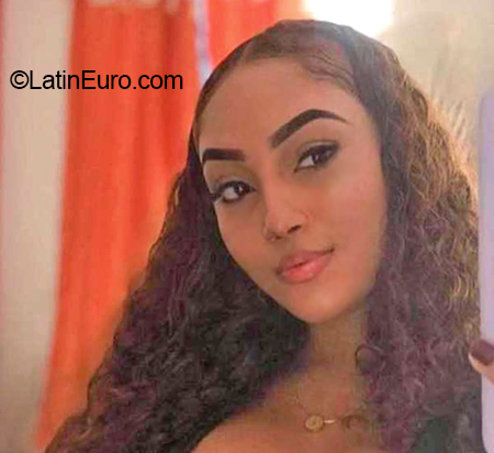 Date this young Colombia girl Karol from Cali CO31927
