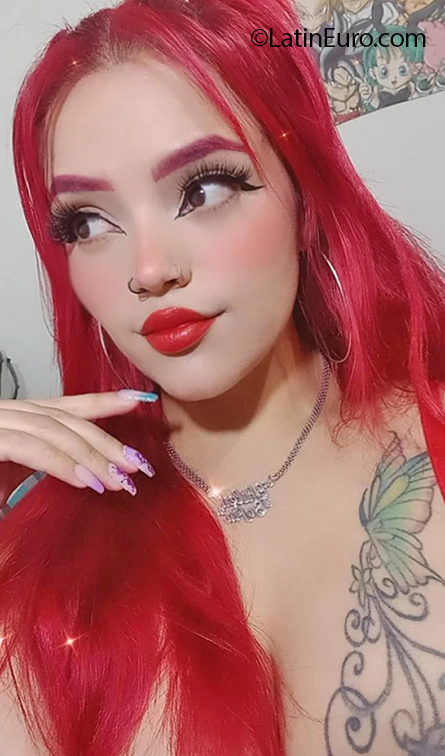 Date this hot Colombia girl Angie from Bogota CO31936