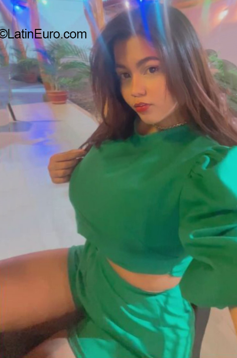 Date this cute Colombia girl Rosa from Bogota CO31939