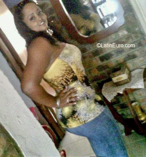 Date this lovely Colombia girl Marisol from Santa Marta CO31958