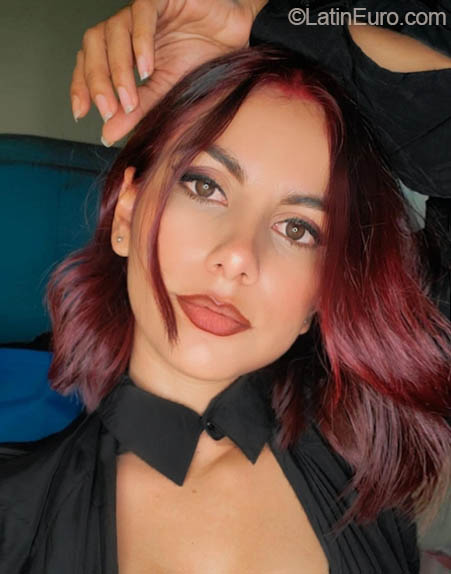 Date this gorgeous Honduras girl Elizabeth from Tegucigalpa HN2952