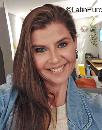 Date this pretty Brazil girl Andrea from Sao Paulo BR12130