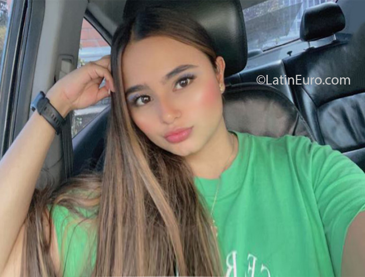Date this fun Colombia girl Lorena from Medellin CO32026