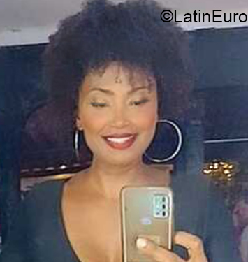 Date this foxy Brazil girl Angela from Maceió BR12203