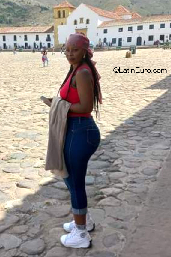Date this sultry Colombia girl Rub from Jamundi CO32099