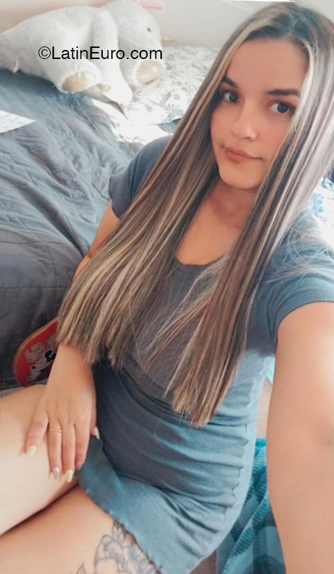 Date this cute Venezuela girl Nicole from Maracaibo VE4293