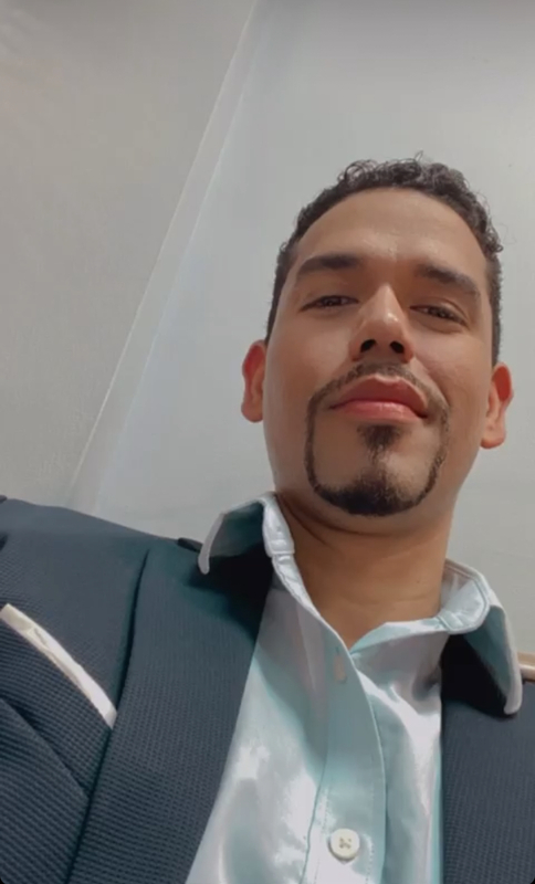 Date this tall Dominican Republic man 829 from Spm DO44096